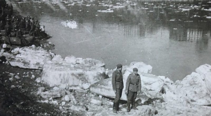 Ледоход на Волге. 1942 г.