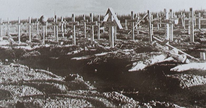 Немецкое кладбище в пригороде Орла. 1943 г.
