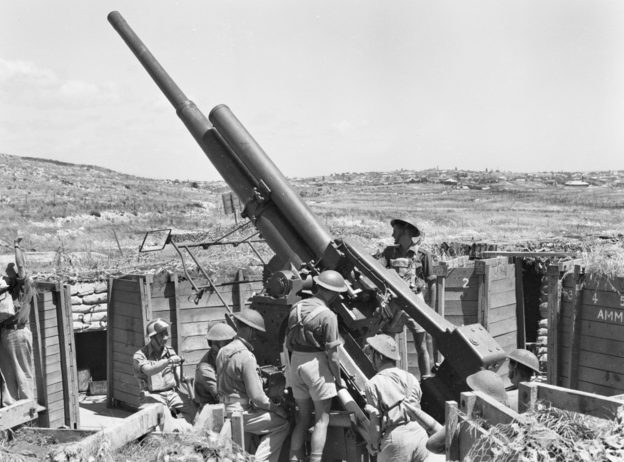 Зенитное орудие крепости Fremantle. 15 ноября 1943 г. 
