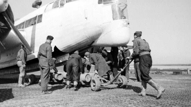 458-я бомбардировочная эскадрилья RAAF в Алжире. 1943 г.