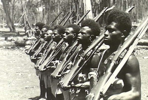 Члены папуасского батальона. 31 марта 1944 г.