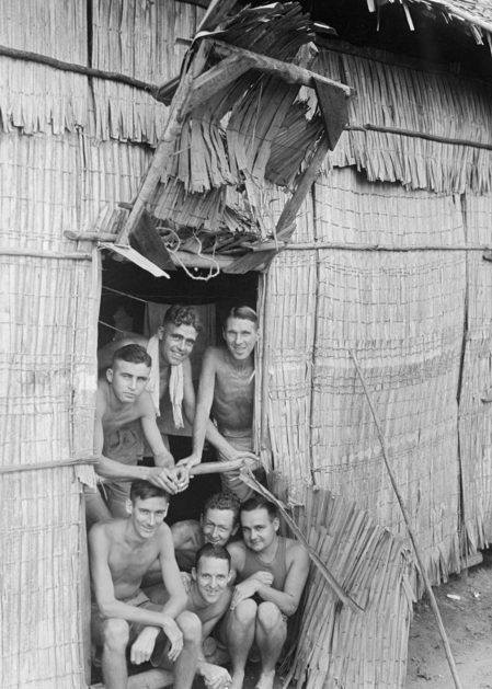 Австралийские военнопленные в поселении Сингапурского пролива, тюрьма Чанги. 19 сентября 1945 г.
