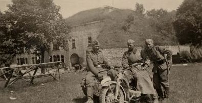 Немецкие солдаты на Северной батарее. 1940 г. 