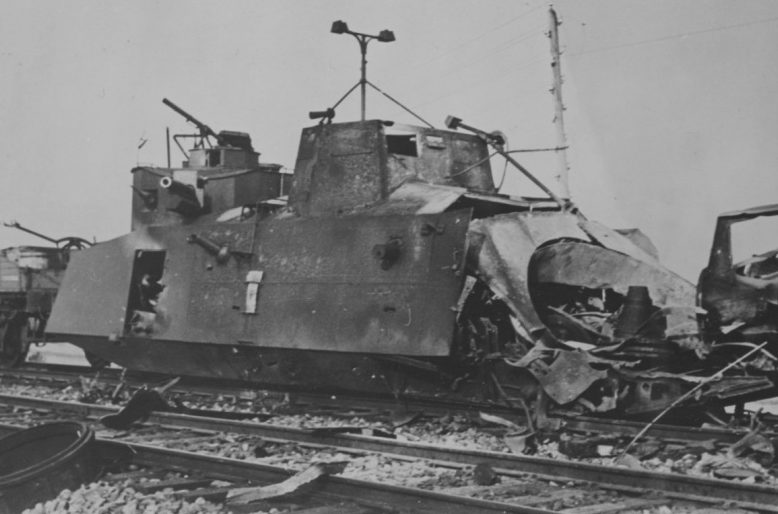 Мотоброневагон Д-2 бронепоезда НКВД разбитый под Брянском. 27 июня 1941 г.