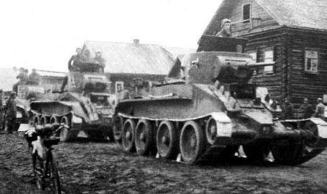Советские войска входят в Гродно. 22 сентября 1939 г.