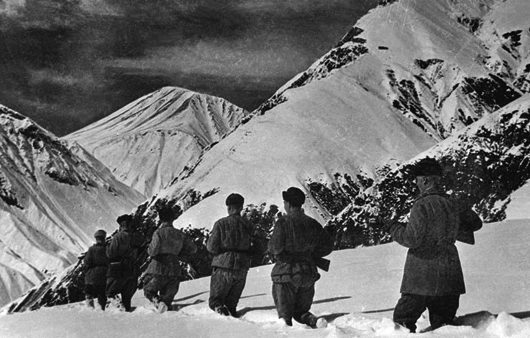 Советские войска в боях за Кавказ. 