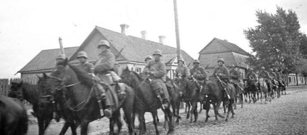 Советские войска входят в Гродно. 22 сентября 1939 г.