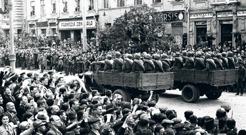 Парад в честь присоединения Бессарабии. Июль 1940 г. 
