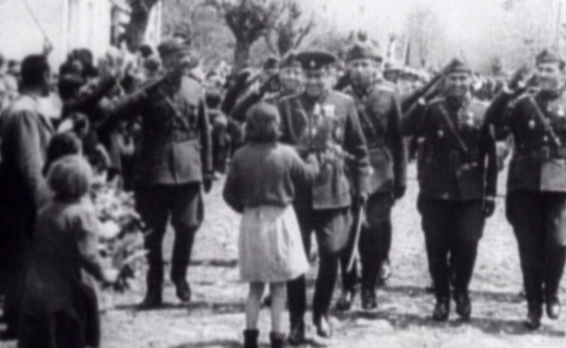 Болгарские войска входят в Битоле. Апрель 1941 г.