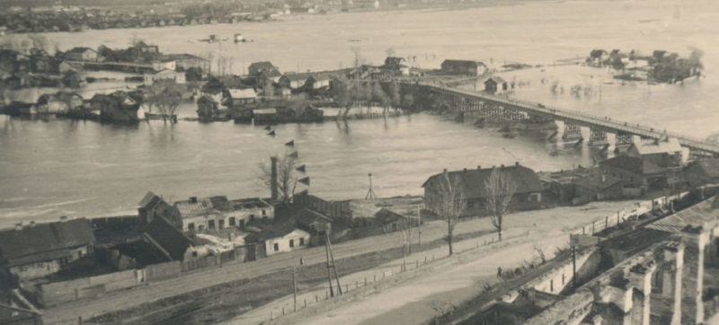 Разлив Днепра. 10 апреля 1942 г.