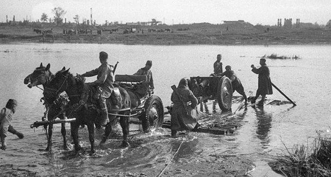 Переправа Красной Армии через Десну в районе Брянска. Сентябрь 1943 г.