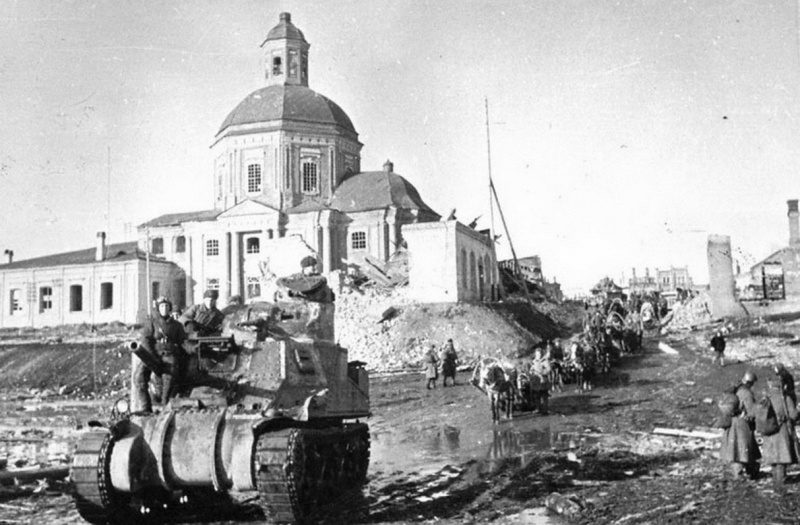 РККА входит в город. 12 марта 1943 г.