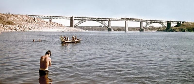 Восстановленный мост Стрелецкого. Август 1943 г.