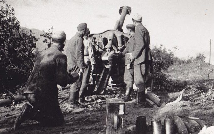 Артиллерийская позиция болгарской армии под Струмицей. 24 октября 1944 г. 