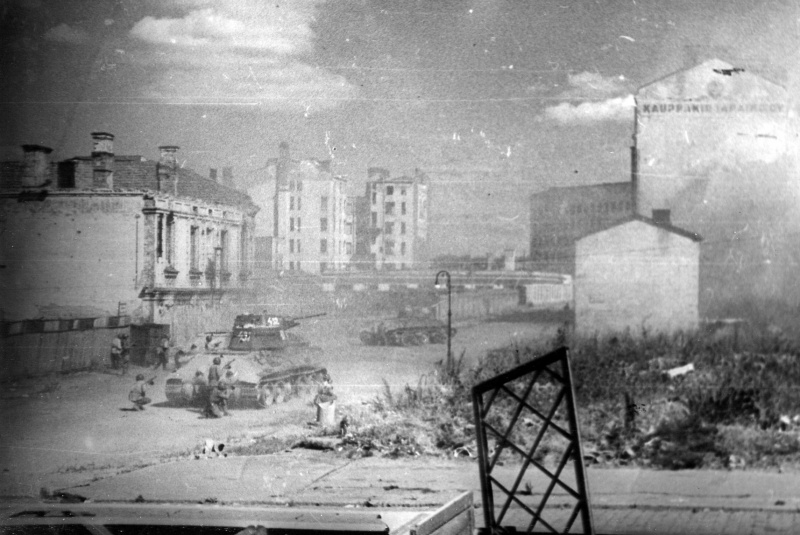 Уличные бои. Июнь 1944 г. 