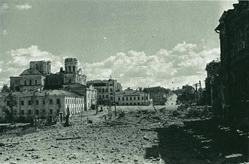 Площадь Свободы после освобождения Витебска. Июль 1944 г.