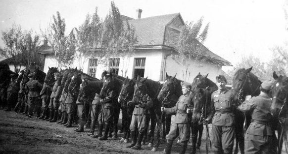Венгерская кавалерия на Восточном фронте. 