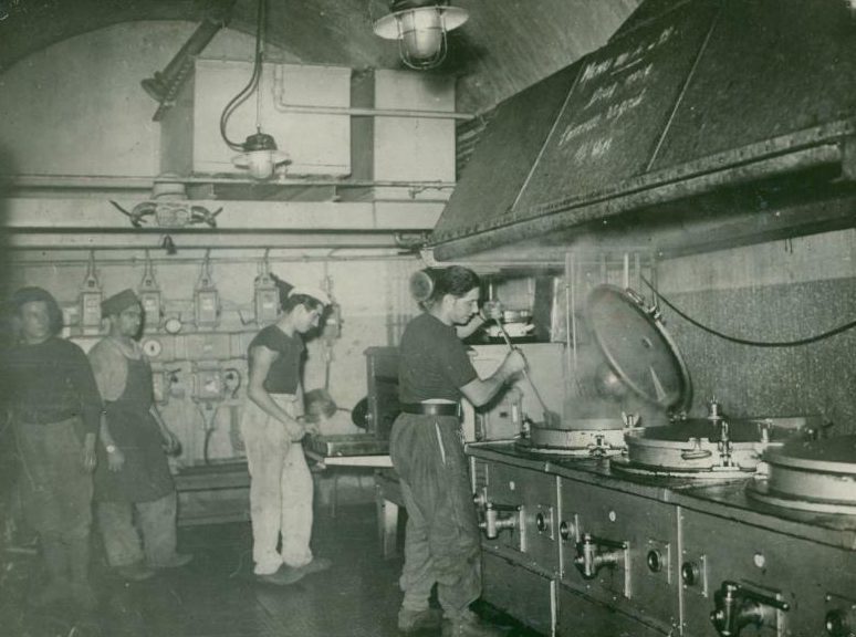 Кухня форта «Mont-des-Welches». 1939 г.
