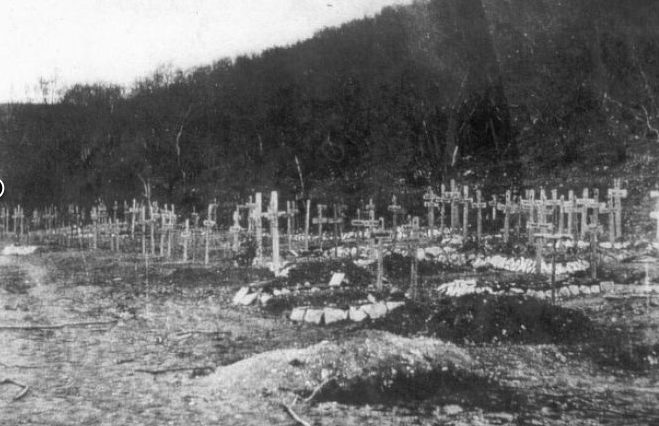 Немецкое военное кладбище у Новороссийска.1942 г. 