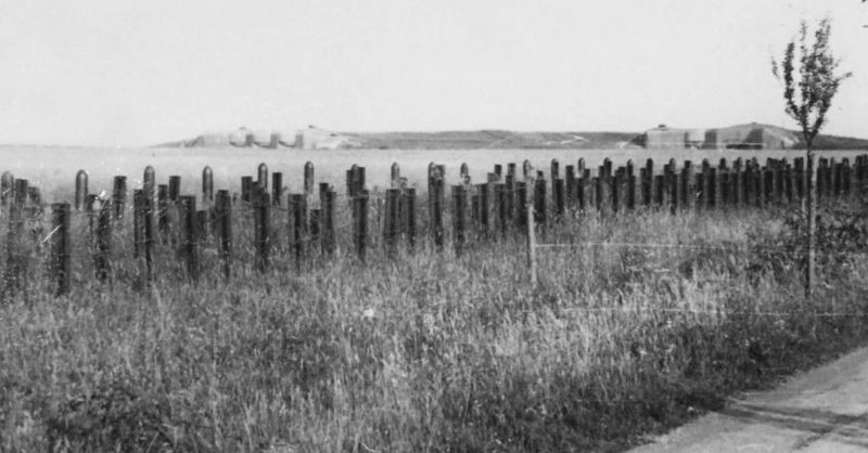 Противотанковые заграждения в предполье форта «Simserhof». 1939 г.