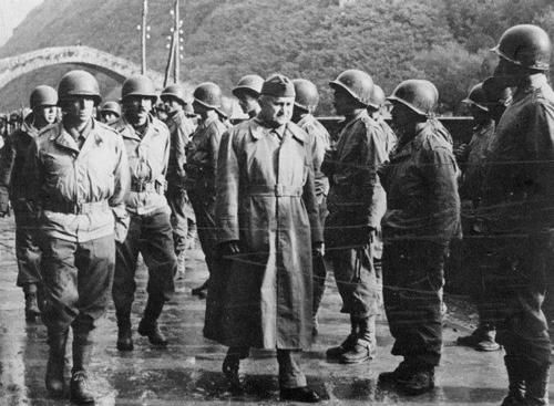 Визит генерала Эурика Дутра, военного министра Бразилии в Италию. Октябрь 1944 г. 