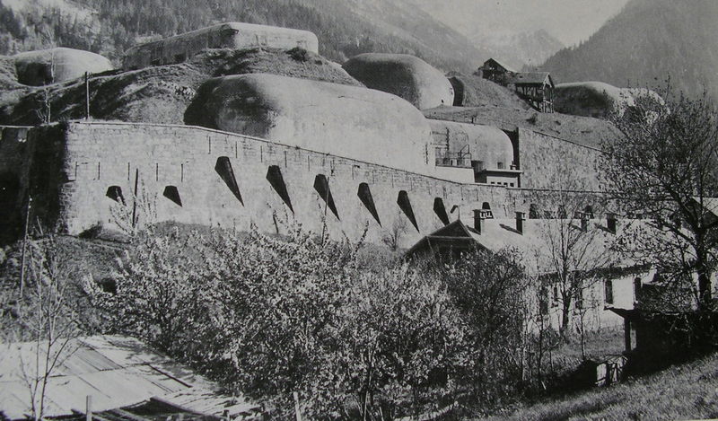 Один из фортов Линии Мажино. 1939 г. 