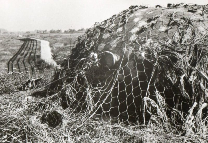 Закамуфлированная бронебашня форта «Schiesseck». 1939 г.