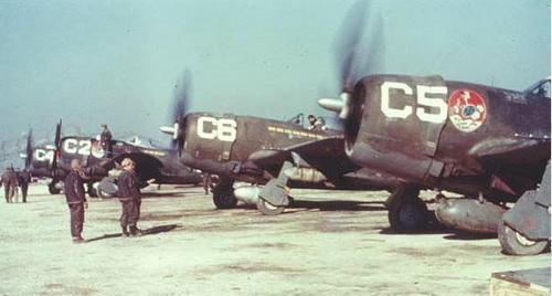 Истребители P47-D 1-й бразильской эскадрильи. Италия 1945 г. 