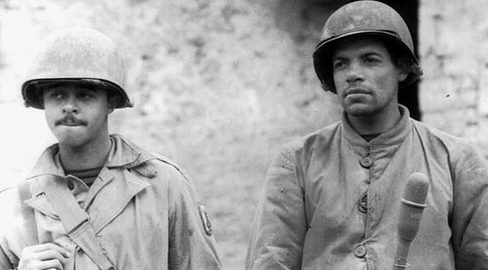 Бразильские солдаты с гранатометом. Италия 1945 г. 