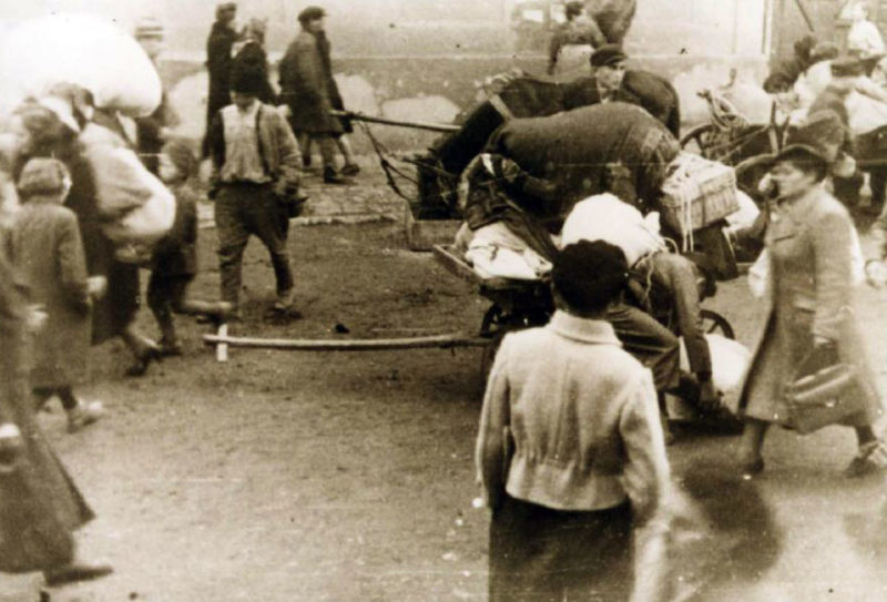 Депортация евреев в Чернаути. 1941 г.