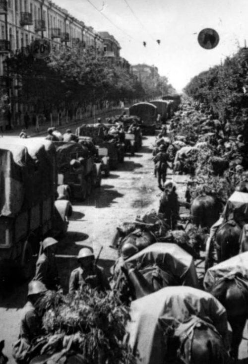 Румынские солдаты в Ростове-на-Дону. 1942 г.