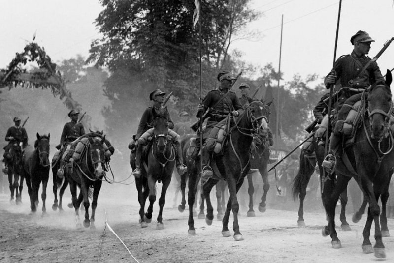 Польская кавалерия на празднике. 1939 г.