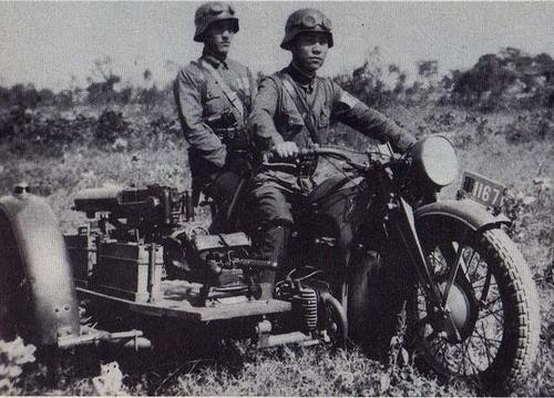 Немецкий тяжелый мотоцикл «Zündapp» K-800 на службе в Китае. 1939 г. 