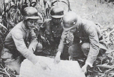 Китайские офицеры в битве за Шанхай. 1937 г.