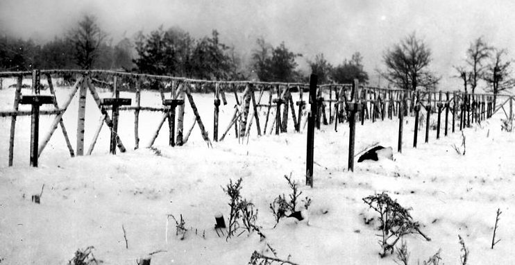 Кладбище концлагеря «Stalag – 358». 1941 г. 