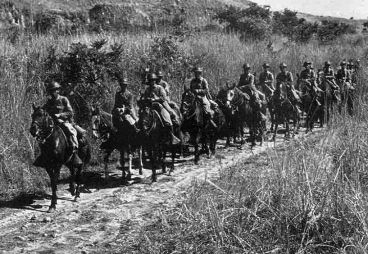 Американские кавалеристы на Филиппинах. 1942 г.