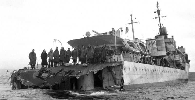 Поврежденный канадский эсминец «Сагеней». Ноябрь 1942 г. 