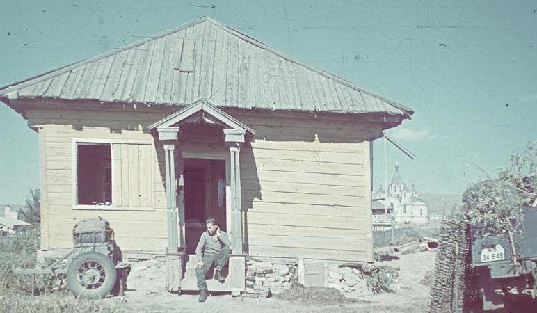 Пригород Сталинграда. Сентябрь 1942 г. 