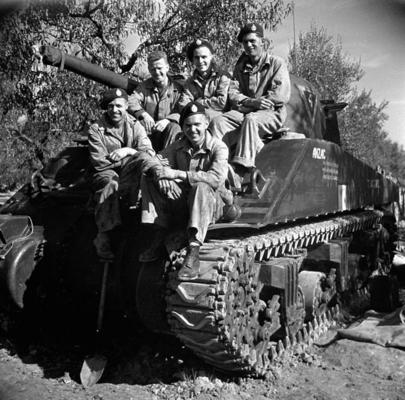 Экипаж танка «Шерман», Термоли, Италия. 15 октября 1943 г.