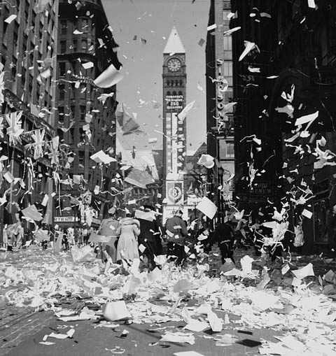 День Победы в Торонто. 8 мая 1945 г.