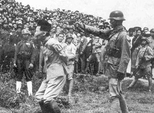 Расстрел японского военнопленного. 1938 г. 