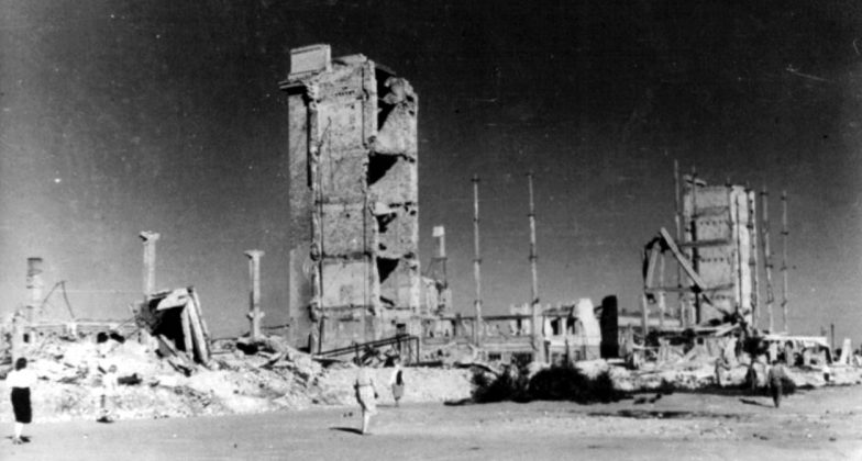 Развалины города. 1943 г. 