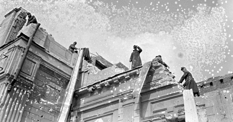Немецкие военнопленные на восстановительных работах в Сталинграде. 1945 г. 
