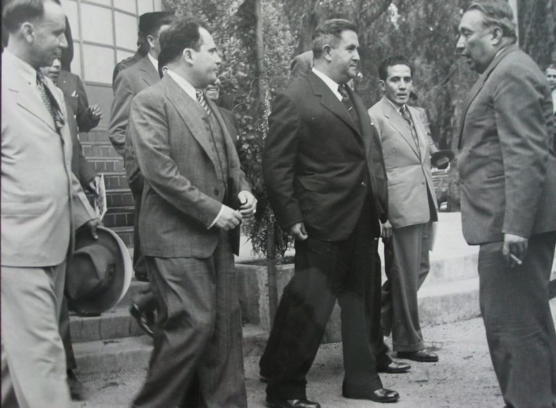 Президент Мексики - генерал Мануэль Авила Камачо (третий слева). 1940 г.