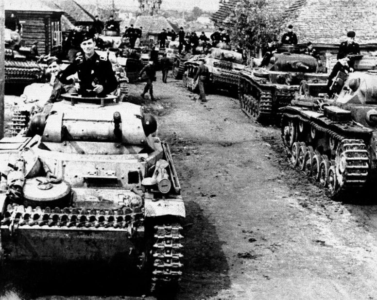 Немецкие танки в районе Ржева. 