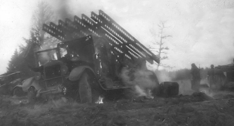 «Катюши» БМ-13 на шасси грузовика ЗИС-12, потерянные в районе Можайска. Октябрь 1941 г.