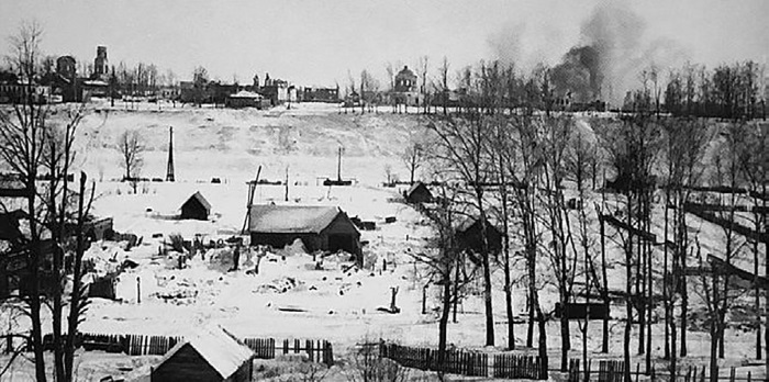Вид на Холм с Татиловской стороны. Декабрь 1941 г.
