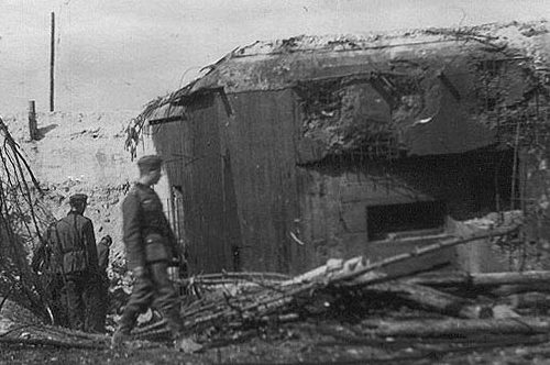 Брошенные и захваченные советские ДОТы укрепрайона. Июнь 1941 г.