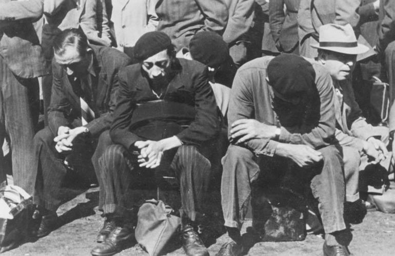 Депортация иностранных евреев из Парижа. Август 1941 г.