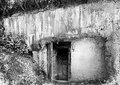 Западной вход в артиллерийский бункер линии «Арпада» в Восточных Карпатах. 1944 г. 